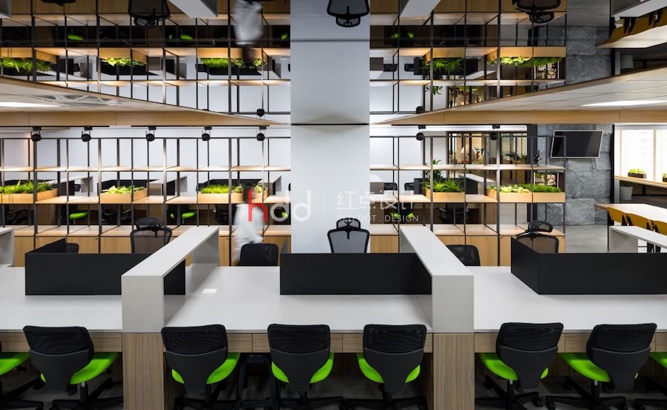 擁抱自然小清新!用溫潤木質(zhì)、繽紛色調(diào) 打造活力辦公室設計-6.jpg