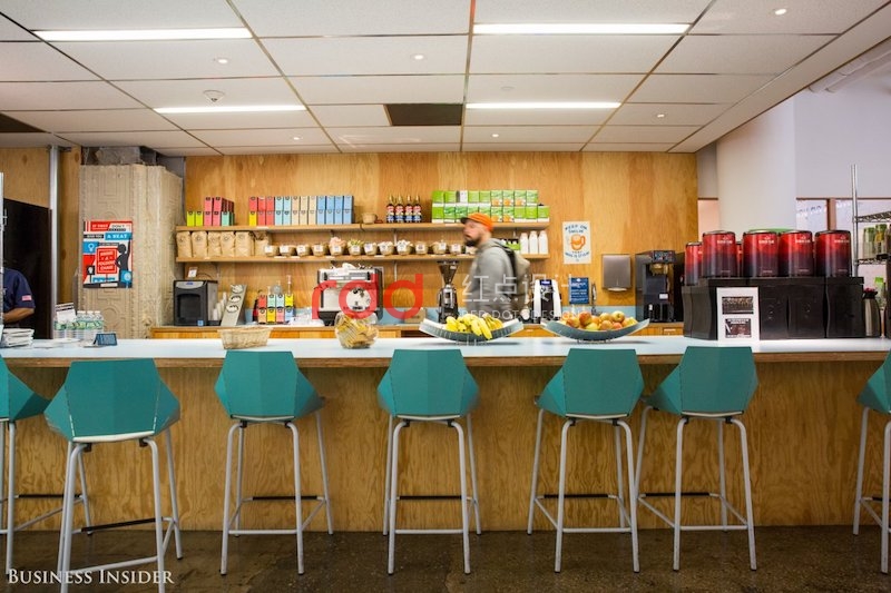 Facebook辦公室設計大揭秘,在這里上班享受非一般體驗-17.jpg Facebook辦公室設計大揭秘,在這里上班享受非一般體驗-17.jpg