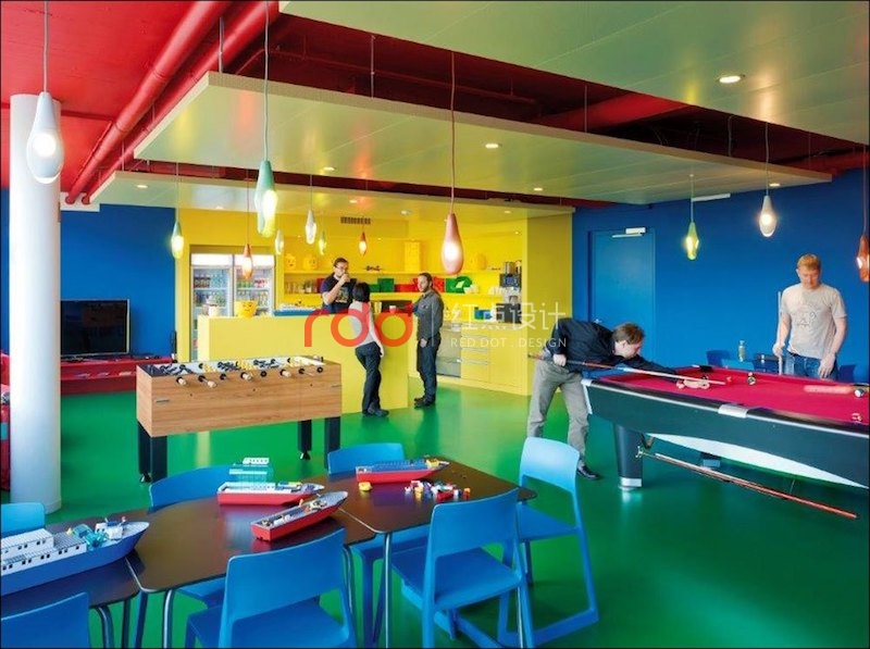 為什么Google辦公室設計如此令人向往:累了可以在浴缸里休息,爽爆天!-22.jpg 為什么Google辦公室設計如此令人向往:累了可以在浴缸里休息,爽爆天!-22.jpg