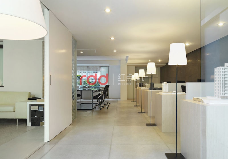 廣州辦公室設計裝修燈具的選擇?.jpg 廣州辦公室設計裝修燈具的選擇?.jpg