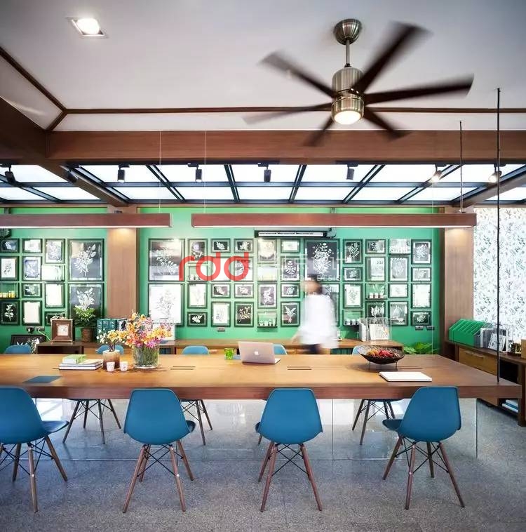 辦公室設計因為顏色、質地和綠植而顯得格外清涼-8.jpg 辦公室設計因為顏色、質地和綠植而顯得格外清涼-8.jpg